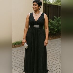 Source Unknown Black Maxi Dress with Belt Detail